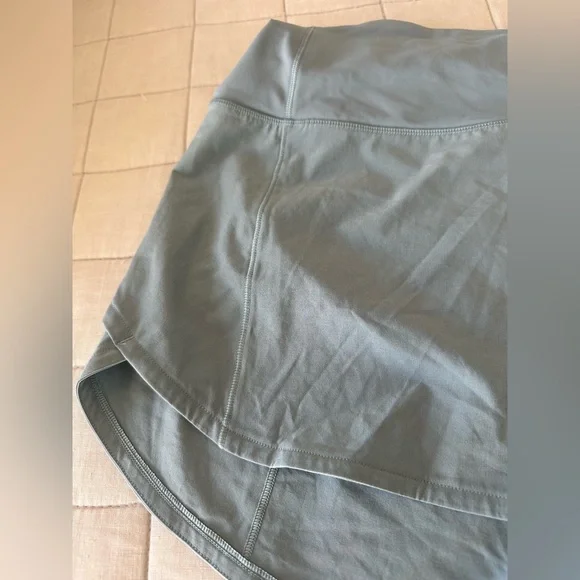 Lululemon Shorts Speed Up High-Rise Short 4" Cyan Blue 8 T (tall) - Picture 6 of 9